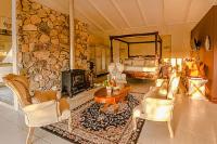 Hampton Presidential Suite