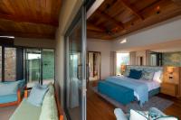 Luxury Suite with En-Suite Fynbos